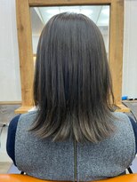 ナンバー アンフィール 渋谷(N° anfeel)&nbsp;【タムラ】@erika.ramu 春カラーオリーブベージュ外ハネロブ