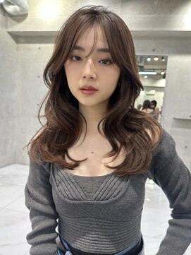 サイン 渋谷(SIGN) 韓国ヘアレイヤーロンググレーベージュ前髪パーマ黒髪