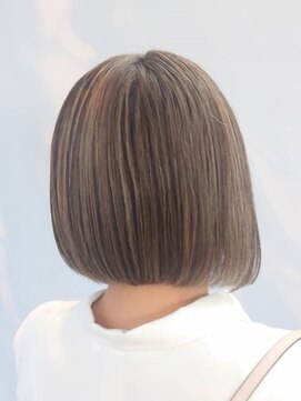 ヘア イノウエ HAIR INOUE 大人気前下がりボブ