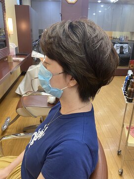 すみれ美容室 【亀有】グラデーションボブ