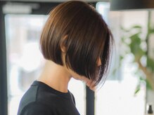エマ(EMMA)
