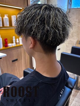 ルースト 渋谷店(ROOST) 縦落ちツイストスパイラル