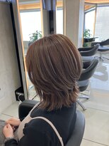 タリィランド(talleyrand) ミディアムウルフ×ハイライトピンクベージュ