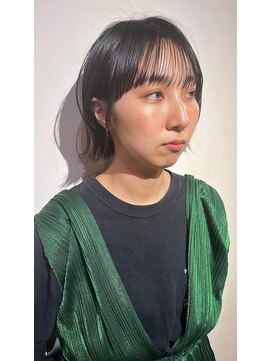 髪質改善と縮毛矯正の専門店 サンティエ(scintiller) 大人綺麗な小顔襟足スッキリショートボブ　30代40代50代