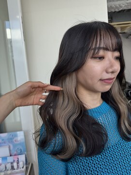 アライブ ハラジュク(ALIVE harajuku) 【ALIVE yu-ki ホワイトベージュのイヤリングカラー】