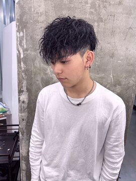 メンズサロン キング 高槻店(Men’s salon K!ng) 波巻きツイストスパイラルパーマ/フェザーパーマ/眉毛/メンズ