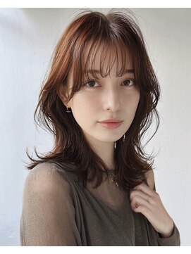 オンク 新宿(onk) 黒髪/グレーベージュ/レイヤーロング/前髪パーマ[新宿駅]