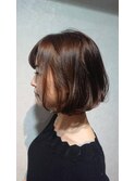 大人可愛いマロンブラウンボブ