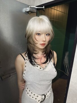 アリートウキョウ(ALLY TOKYO) ルーツカラー　ウルフ　ハッシュカット