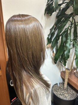 スウィープヘア(Sweep Hair)の写真/仕事終わりも来店可能！２１：００まで営業で忙しい方にもおすすめの美髪カラー◎