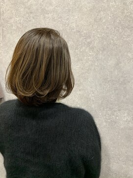 セブン ヘア ワークス(Seven Hair Works) ［セブンヘア］艶髪！明るめグレイカラー！！