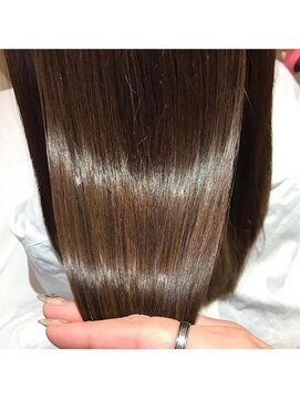 アルーシェ 平井(Alushe) 髪質改善トリートメント『Ａｌｕｓｈｅ平井』