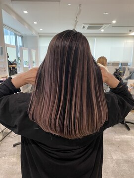カラ ヘアーサロン(Kala Hair Salon) ピンクベージュ、筋感バレイヤージュ
