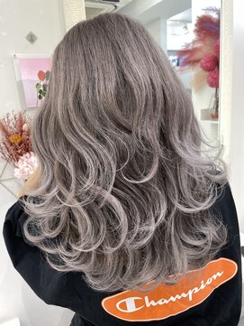 ラピス 池袋(Lapis) 【Lapis/池袋】ハイグレージュ・レイヤーカット