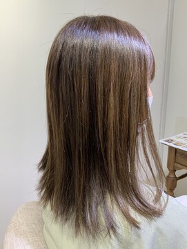 ユーネリー(U-NERY) セミロングスタイル