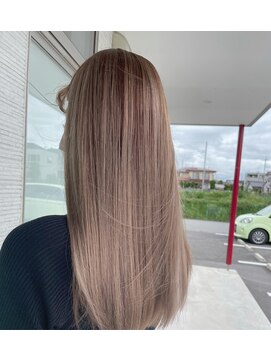 ルシール バイ アリア(Lucir by aria) ミルクティーベージュ♪