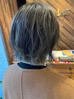 アデプト 金町店(adept)&nbsp;【adept金町店　軽米style】切りっぱなしボブ×ハイライトカラー