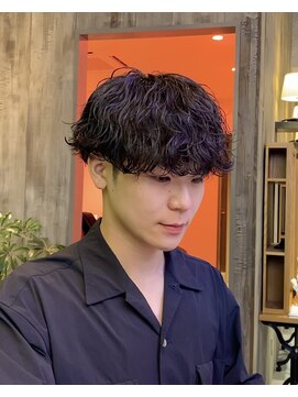 ロロネー 池田(Lolonois) 波巻きスパイラルパーママッシュショート無造作パーマ刈り上げ