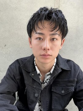 サンバレー(SUNVALLEY) 王道メンズショートパーマウェットスタイル