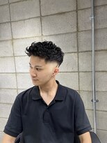 ミナミ(MINAMI)&nbsp;ジェットモヒカンパーマスタイル　国分寺