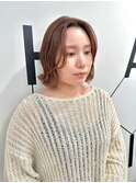 耳掛けショートボブ/襟足束感ショート/アッシュベージュ