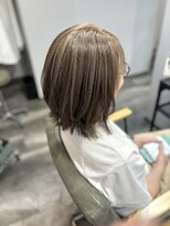 エスト 小倉(est) 【白髪ぼかしハイライト】グレージュカラー×結べるボブレイヤー