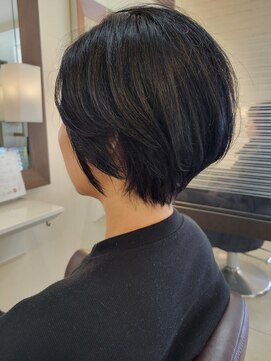 スタイル 成城学園前(STYLE) 耳かけショートボブ　絶壁解消ヘア　黒髪クビレショート