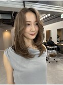 レイヤーカット×ミルクティーベージュ