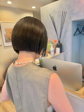 ブラウン (BROWN) MIZUKA 【吉祥寺　切りっぱなしボブ プツっとボブ】