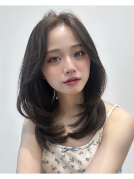 アフロート ルヴア(AFLOAT RUVUA) 彩*簡単可愛いレイヤーカットはお任せ下さい♪韓国風お顔まわり