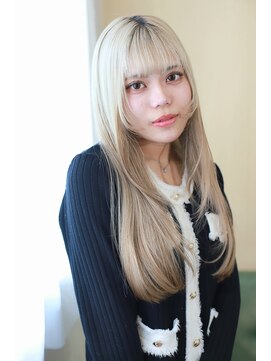 ピース(piece) プラチナホワイトブロンド　ロングヘア