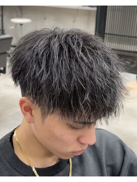 イーラ(era) メンズ刈り上げマッシュ眉毛