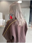 シルバーベージュ