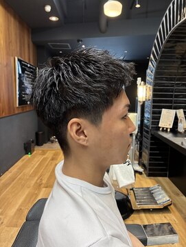 ドゥーエン 京橋店(DoEN) ツーブロックなしアップバング