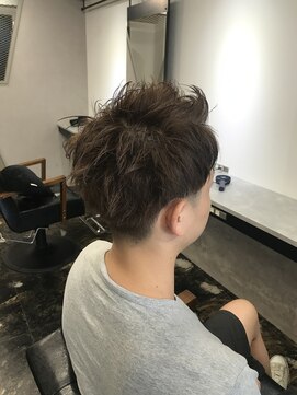 クロ(KURO.) 爽やかショート