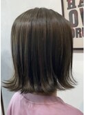 ナチュラルハイライトx切りっぱなしボブ