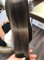 美容室 トワモワ&nbsp;ペタっとならないふんわり仕上がりの縮毛メニューでツヤ髪へ！