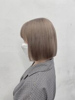 ココ 原宿(KOKO)&nbsp;10代/20代/小顔ヘア/グレージュカラー/シルキーベージュ／モード