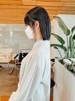 サーリー(SURLY)&nbsp;切りっぱなしボブ縮毛矯正酸性ストレートオリーブ中性ストレート