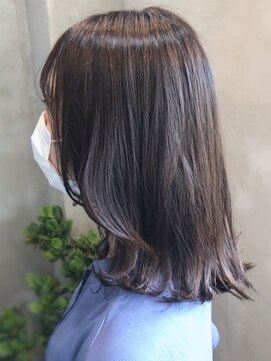 ソイルバイロミー(soil by ROMMY) 顔まわりに動きを出した切りっぱなしミディアム/横浜髪質改善