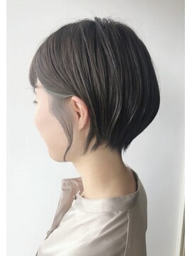 コレット 宇都宮(collet Gigi) #倉澤 ショートボブ 丸みボブ イヤリングカラー