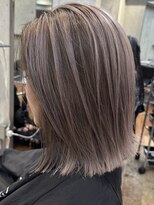 ヨロ 小岩(YOLO) ハイライトカラーミルクティーベージュケアブリーチダブルカラー