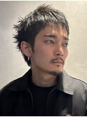 ダークアッシュ　ツーブロック　ベリーショート