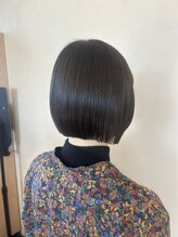 アルルヘアー ビープラス(ARURU HAIR Be+) ぱつっと切りっぱなしボブ