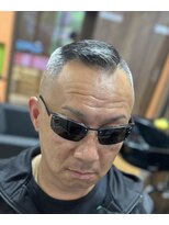 ピシャッとニ代目銀二郎&nbsp;スキンフェードカット