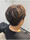 クセ毛を活かしてラフに◎大人女性のショートツーブロック