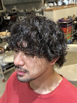 バルバオ サロンドベレーザ 大須(BALBAO salon de belleza) ミディアムスパイラル