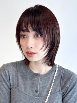 ローネス(LONESS) ハッシュカット ボブレイヤー ミディアムレイヤー 外ハネ