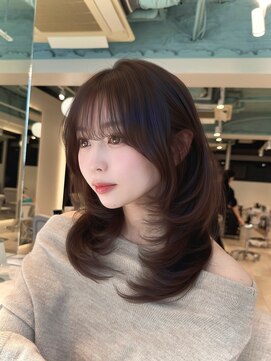 マインバイアフロートギンザ(MYNE by AFLOAT GINZA) バタフライレイヤー/ハッシュカット/ハイレイヤー/ウルフカット