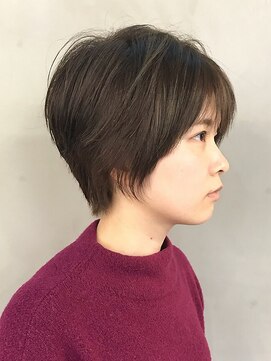 グレープバイン(GRAPEVINES) ショートボブ／ダークカーキ